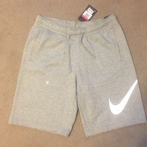 Men’s Nike Sweatshort standard fit size large